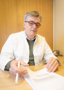 Dr. Peter Vande Woestyne